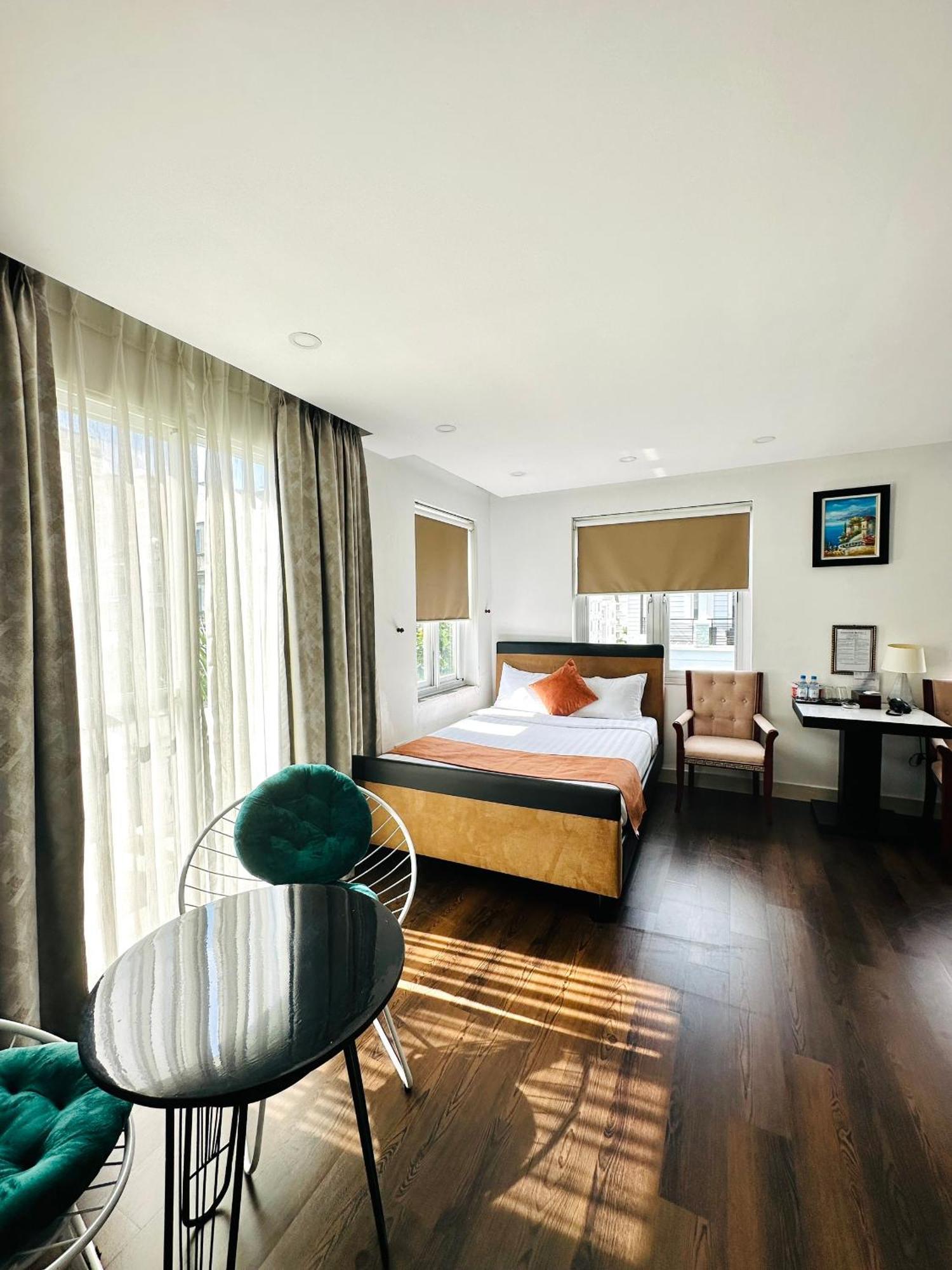Paragon Hotel Pmh Ho Chi Minh-staden Exteriör bild